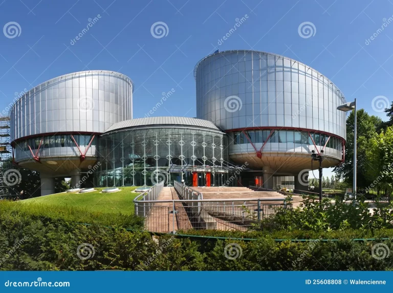 Fachada del Tribunal Europeo de Derechos Humanos en Estrasburgo.